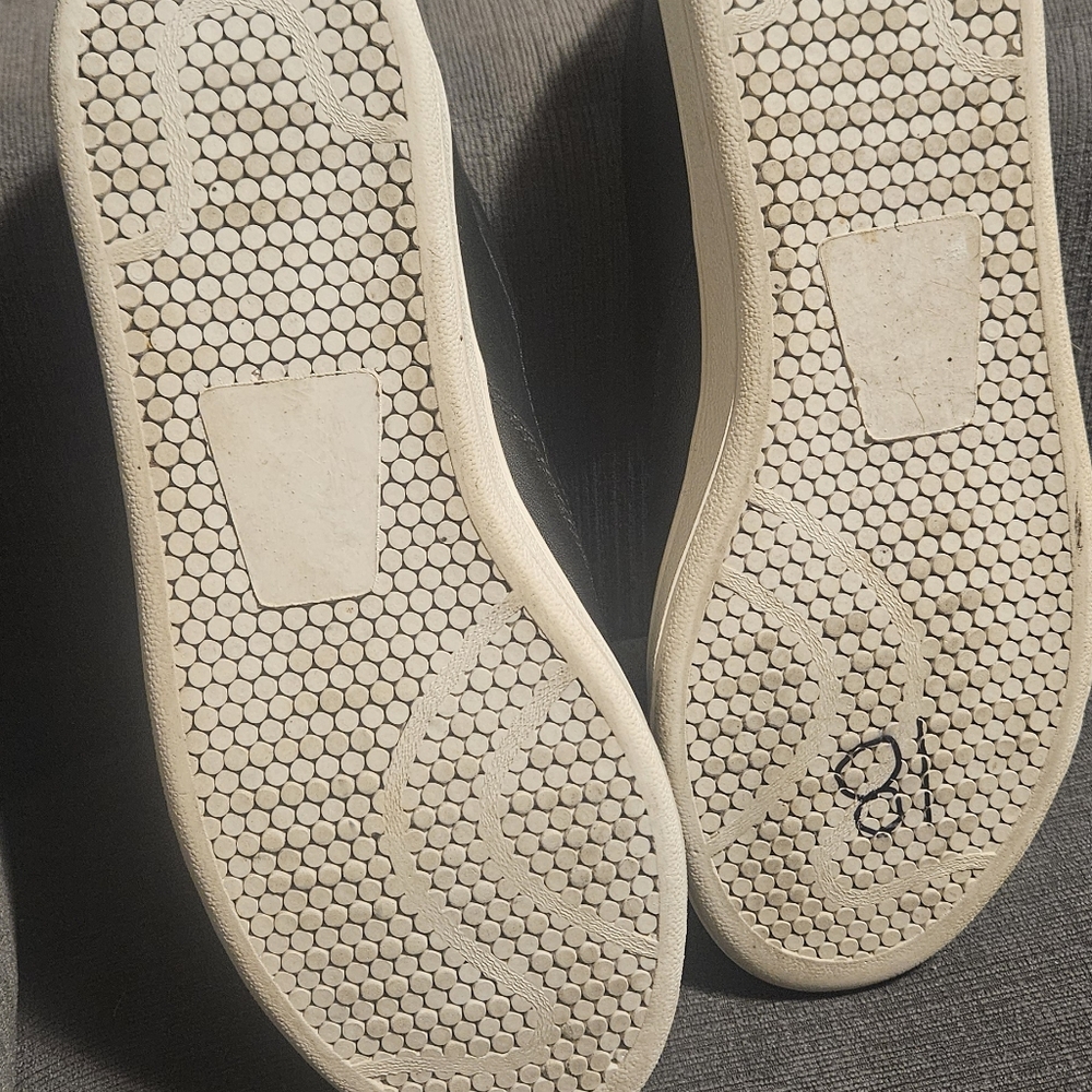 YSL Mens Leather Sneakers - Picture 3 of 3